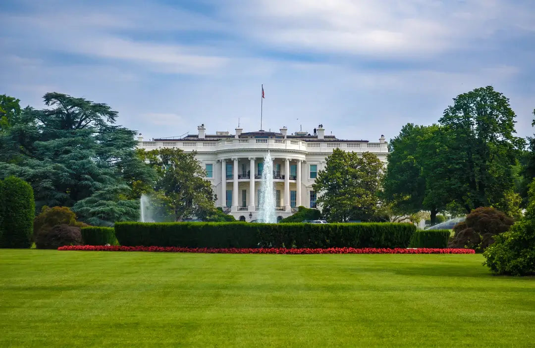 White house where the president uses 75 pens to sign bills