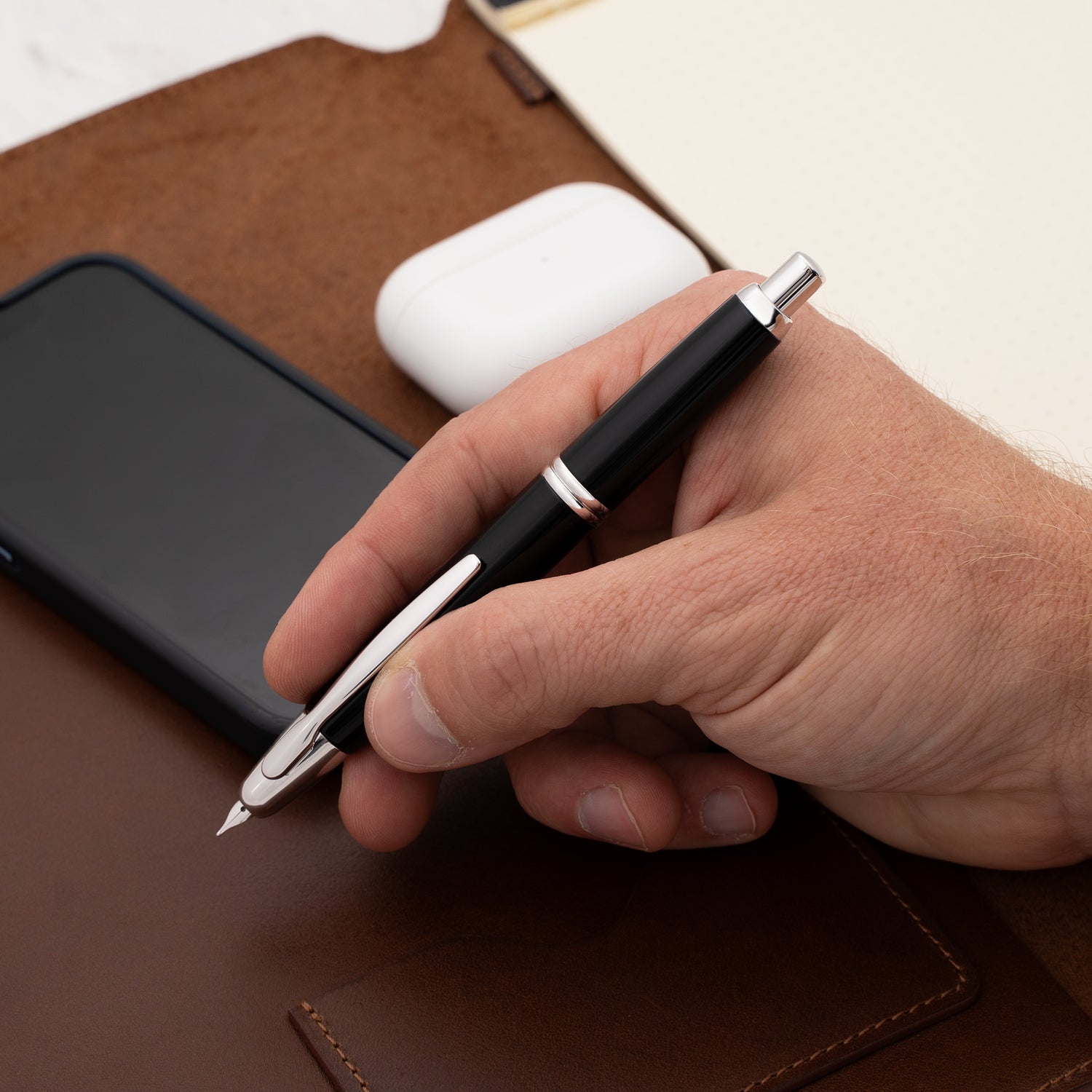 Pilot Vanishing Point Fountain Pen - Black Lacquer with Rhodium Plated Silver Trim