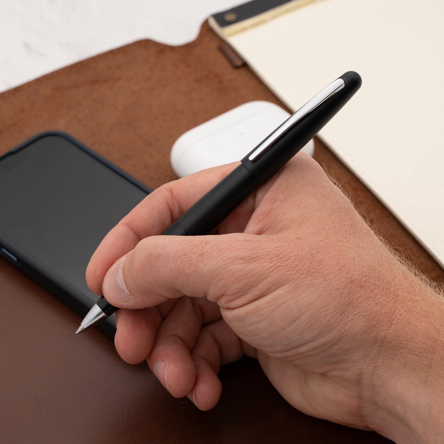 Pilot Metropolitan (MR) Rollerball Pen - Black Lacquer with Silver Trim