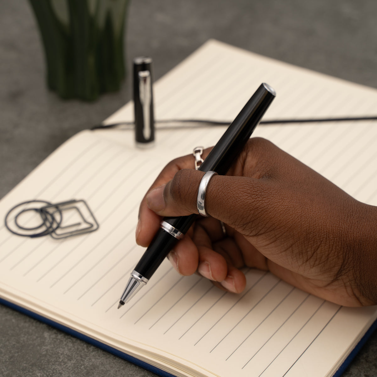 Parker Meridian Rollerball - Black with Chrome Trim